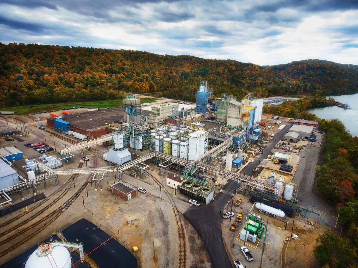 Alpek to sell assets in Mexico, US